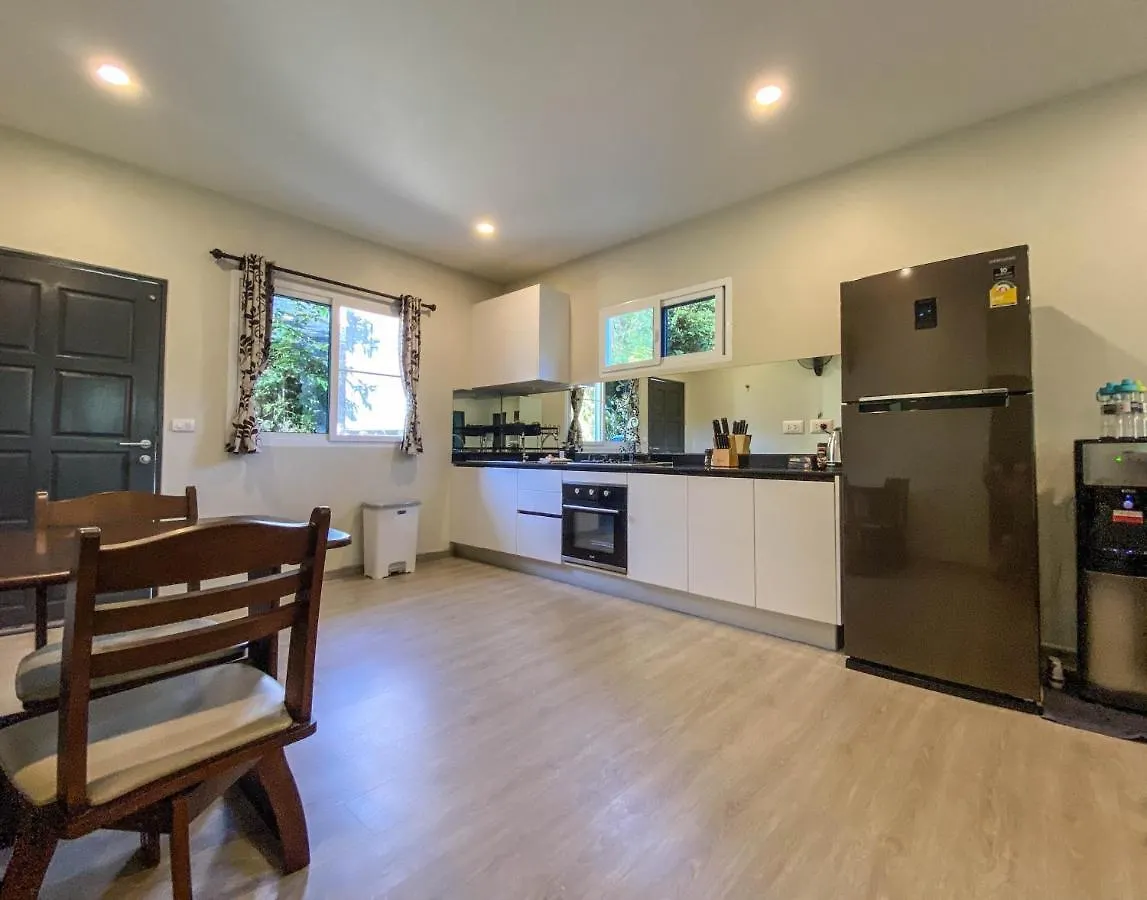 Lanta Sunshine Residence Apt 4 Two Bed Apartment With Ac And Work Space Ko Lanta تايلاند